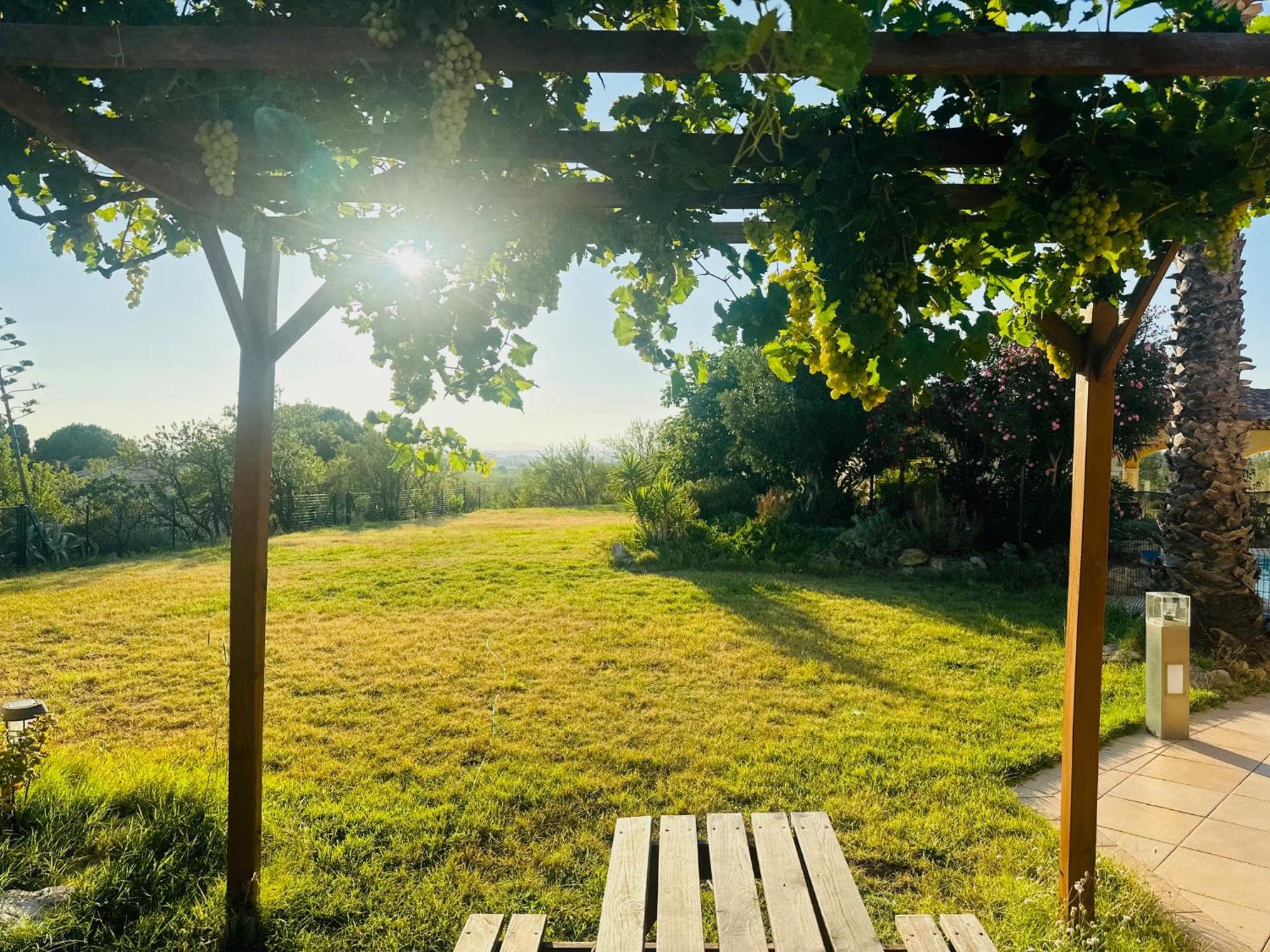 Sud Vacances Montels  Exteriör bild